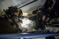 فيديو: وفاة شاب وسيدة غرقا بمصعد داخل بناية في تل ابيب